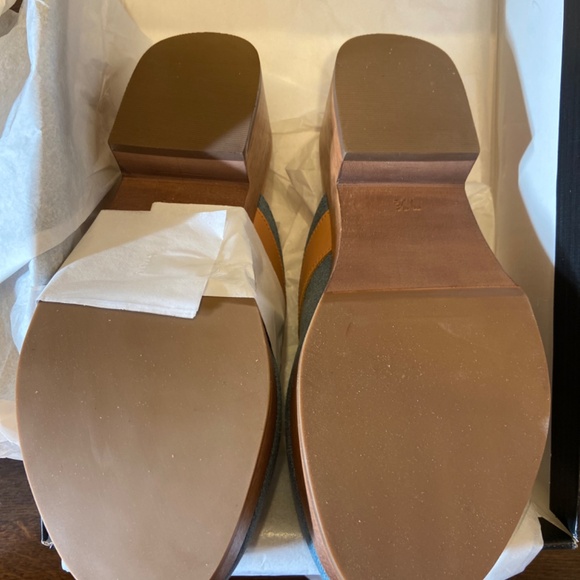 NEW IN BOX TALBOTS WINNI DENIM MULES CLOGS SZ 7.5 M SLIP ON DRESS SUMMER SPRING - Picture 7 of 8